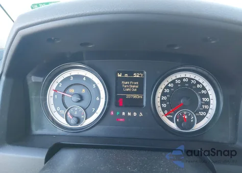 2015 Ram 1500 Tradesman z USA, uszkodzony, nr VIN 1C6RR6FG5FS536256